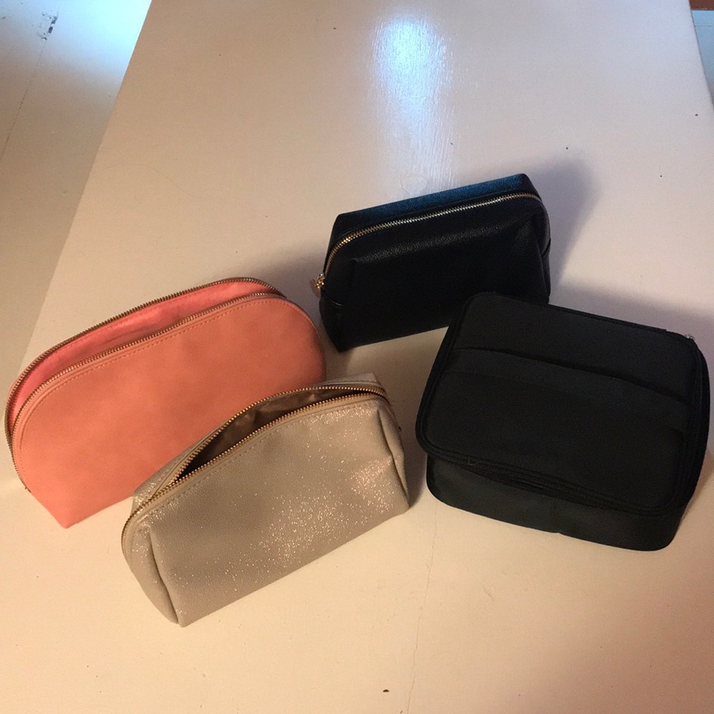 Bare Minerals makeup case bundle